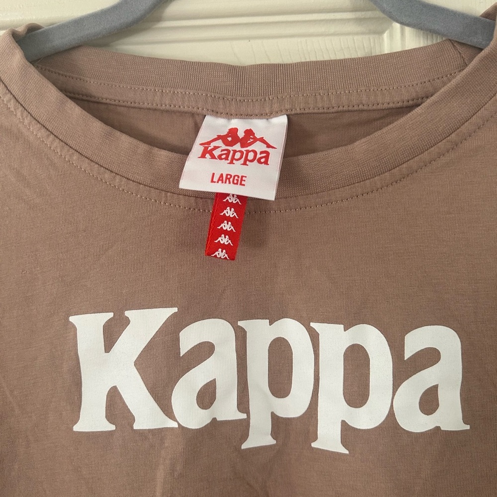 Nude cropped Kappa Tshirt (size: L)